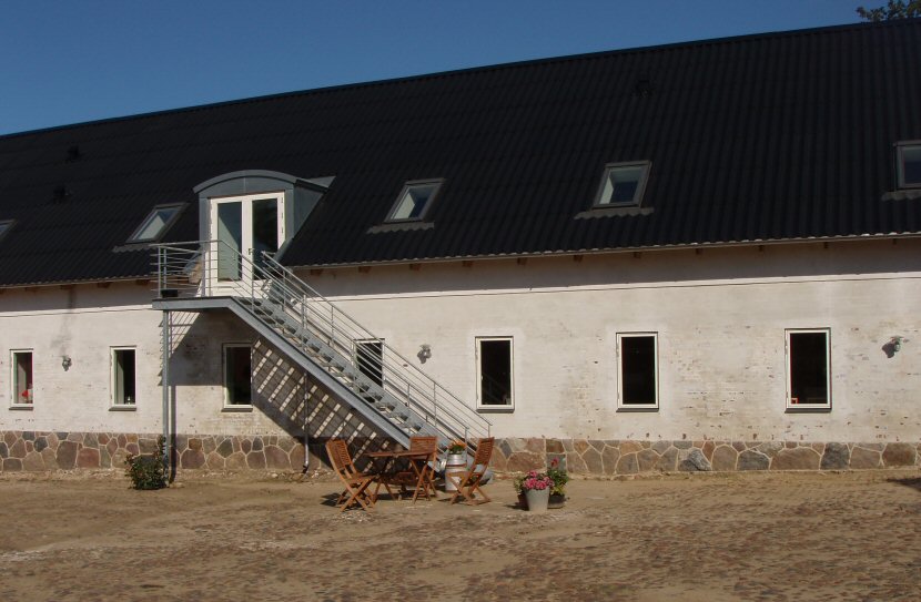 Idyllisk udsigt fra første sal på Enghøjgård